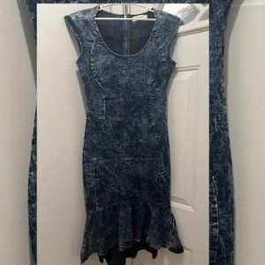 BLUE VIBRANT JEANS DRESS/ Size : S